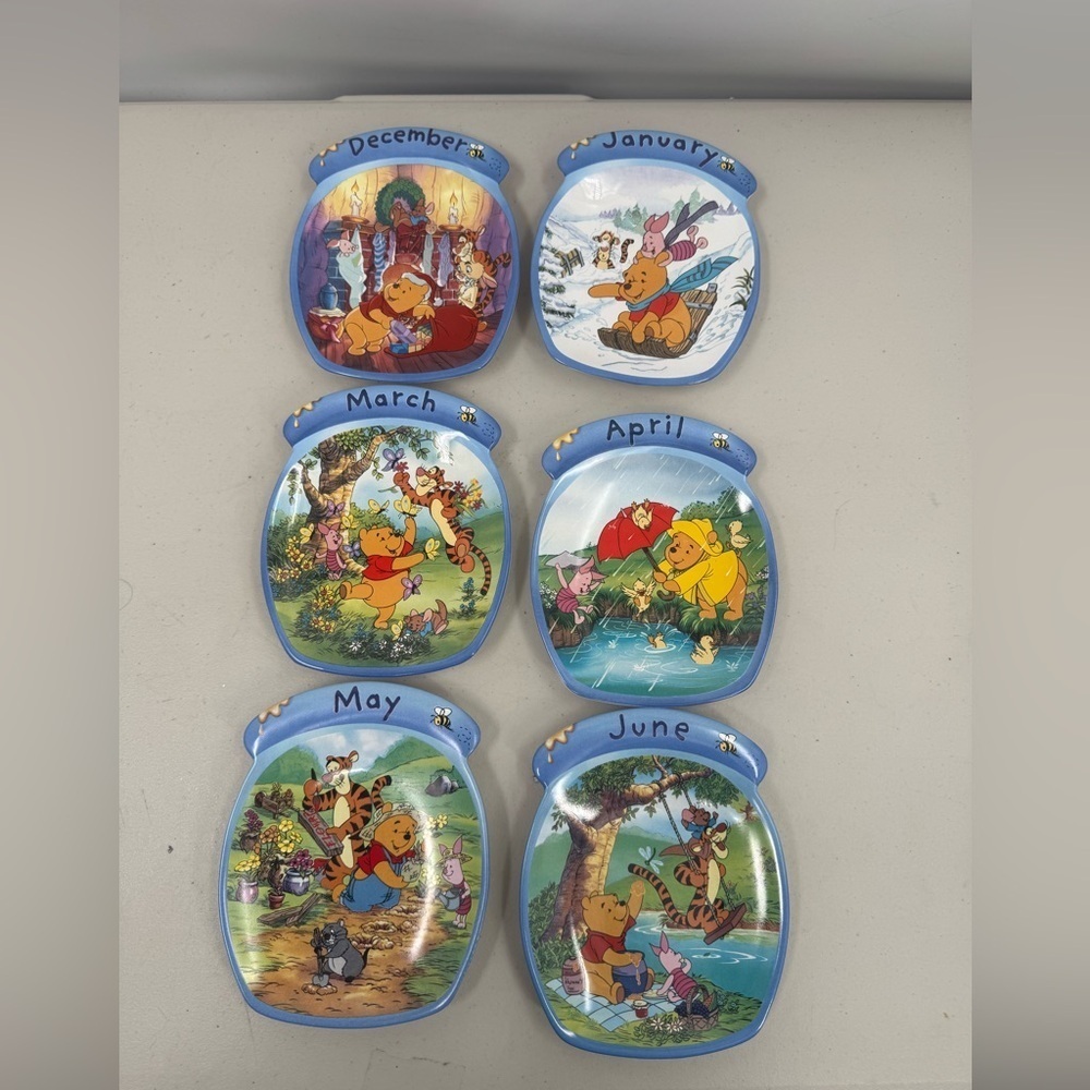 Bradford Exchange Disney Winnie the Pooh Six Collector Plates